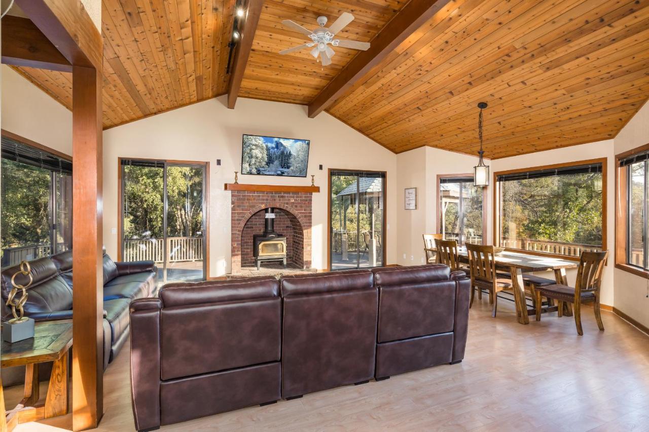 Casa Rio Yosemite -Waterfall Plus 9 Acres Oakhurst Bagian luar foto